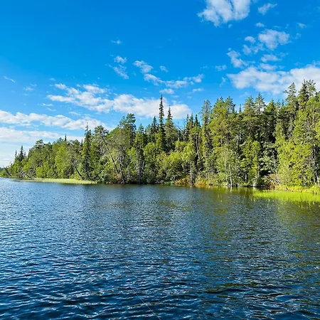 Armas 47 Feriehus Äkäslompolo